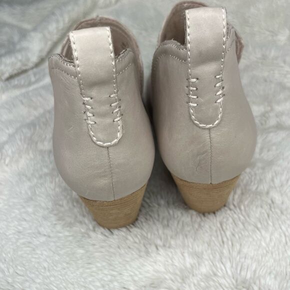 Jeffrey Campbell Slip On Heeled Booties Size 11 - Picture 4 of 7